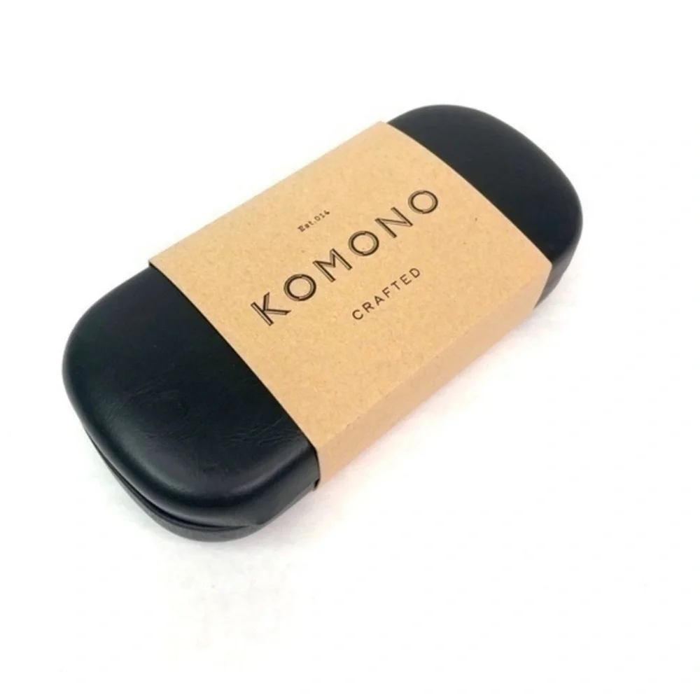 Komono The Vivien NEW NWT Black Round Sunglasses